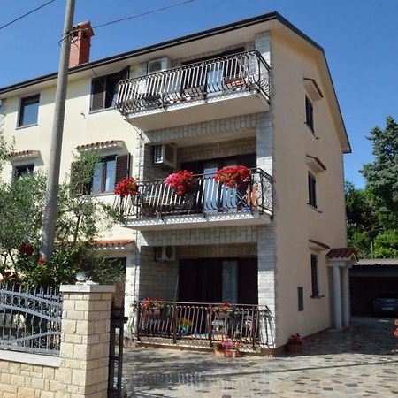 אומאג Apartments Ruza מראה חיצוני תמונה