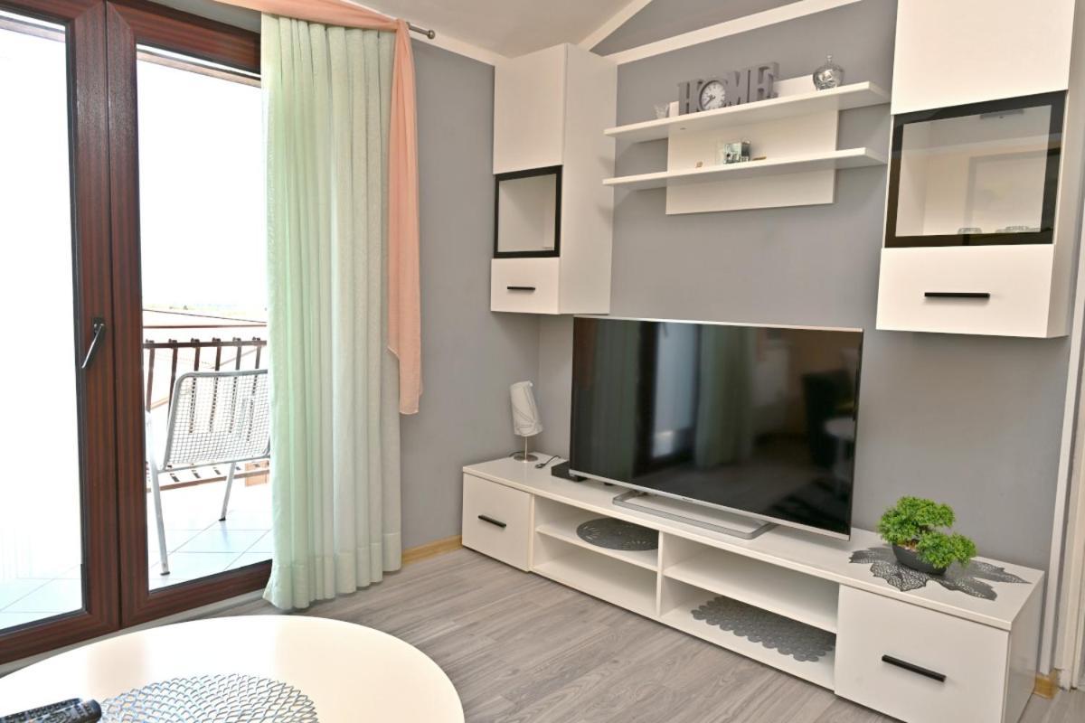 אומאג Apartments Ruza מראה חיצוני תמונה