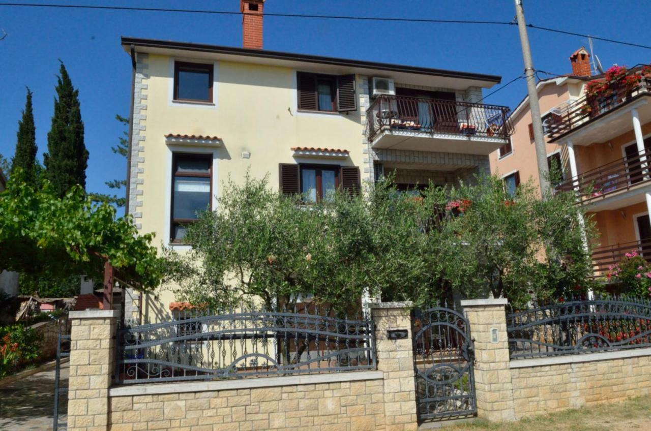 אומאג Apartments Ruza מראה חיצוני תמונה